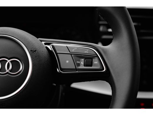 Audi A3 Sportback 40 TFSI e S edition | Achteruitrijcamera | Adaptief cruise control | Psrkeerhulp plus |... ActivLease financial lease