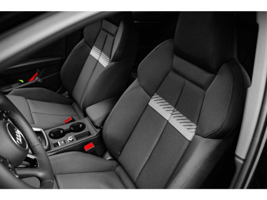 Audi A3 Sportback 40 TFSI e S edition | Achteruitrijcamera | Adaptief cruise control | Psrkeerhulp plus |... ActivLease financial lease