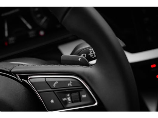 Audi A3 Sportback 40 TFSI e S edition | Achteruitrijcamera | Adaptief cruise control | Psrkeerhulp plus |... ActivLease financial lease