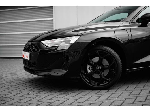 Audi A3 Sportback 40 TFSI e S edition | Achteruitrijcamera | Adaptief cruise control | Psrkeerhulp plus |... ActivLease financial lease