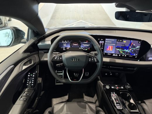 Audi A6 Avant e-tron Avant e-tron S edition 83 kWh Dit betreft een demo auto, informeer naar de beschikbaarheid ActivLease financial lease