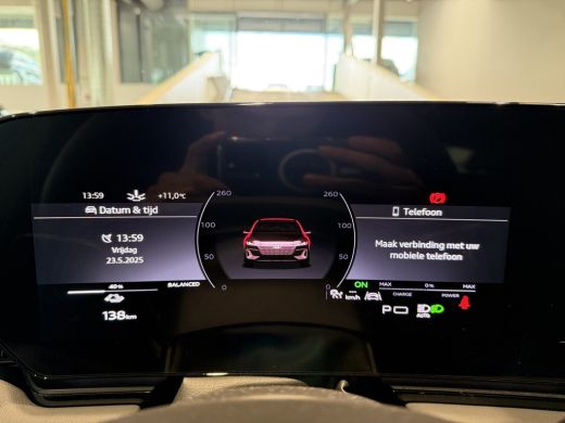 Audi A6 Avant e-tron Avant e-tron S edition 83 kWh Dit betreft een demo auto, informeer naar de beschikbaarheid ActivLease financial lease