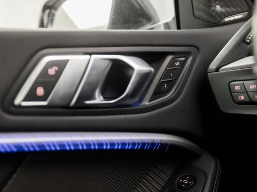 BMW 2 Serie Gran Coupé 218i High Executive M Sport Automaat (PANORAMADAK, M PAKKET, APPLE CARPLAY, HEAD-UP DI... ActivLease financial lease