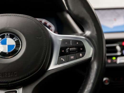 BMW 2 Serie Gran Coupé 218i High Executive M Sport Automaat (PANORAMADAK, M PAKKET, APPLE CARPLAY, HEAD-UP DI... ActivLease financial lease