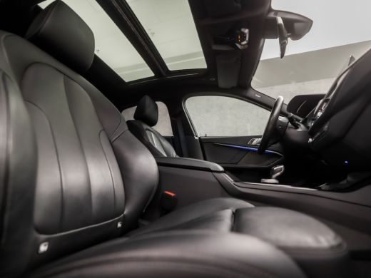 BMW 2 Serie Gran Coupé 218i High Executive M Sport Automaat (PANORAMADAK, M PAKKET, APPLE CARPLAY, HEAD-UP DI... ActivLease financial lease