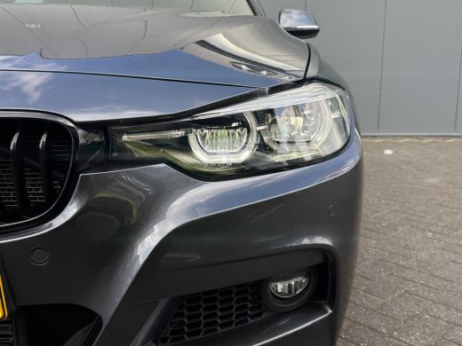 BMW 3 Serie Touring BMW 318i M-Sport Automaat | Leder | Camera | Carplay | Climate | Keyless | Navigatie | Fu... ActivLease financial lease