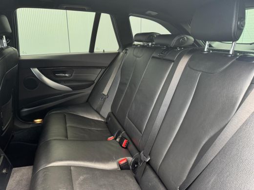 BMW 3 Serie Touring BMW 318i M-Sport Automaat | Leder | Camera | Carplay | Climate | Keyless | Navigatie | Fu... ActivLease financial lease