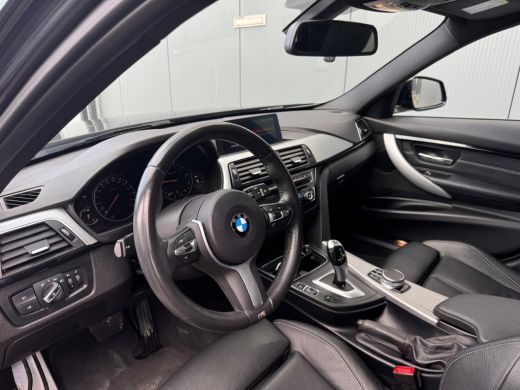 BMW 3 Serie Touring BMW 318i M-Sport Automaat | Leder | Camera | Carplay | Climate | Keyless | Navigatie | Fu... ActivLease financial lease