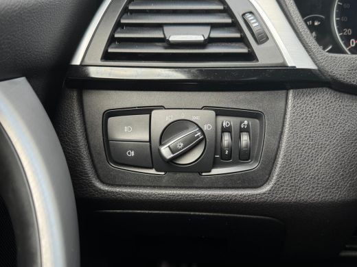 BMW 3 Serie Touring BMW 318i M-Sport Automaat | Leder | Camera | Carplay | Climate | Keyless | Navigatie | Fu... ActivLease financial lease