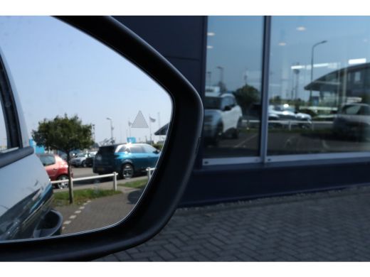 Citroën C3 Aircross Citroen 1.2 Hybrid 145 Max | AUTOMAAT | Cruise Control | Camera | Navigatie | Dodehoek | Carplay ... ActivLease financial lease