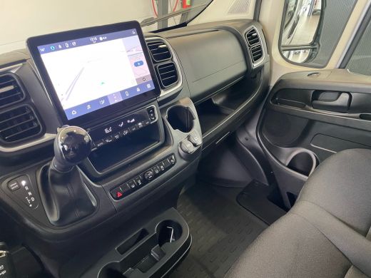 Citroën Jumper Citroen 2.2 BlueHDi 140pk Automaat L2H2 3.5t | Achteruitrijcamera | Airco (automatisch) | Apple C... ActivLease financial lease