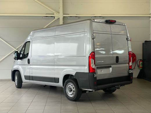 Citroën Jumper Citroen 2.2 BlueHDi 140pk Automaat L2H2 3.5t | Achteruitrijcamera | Airco (automatisch) | Apple C... ActivLease financial lease