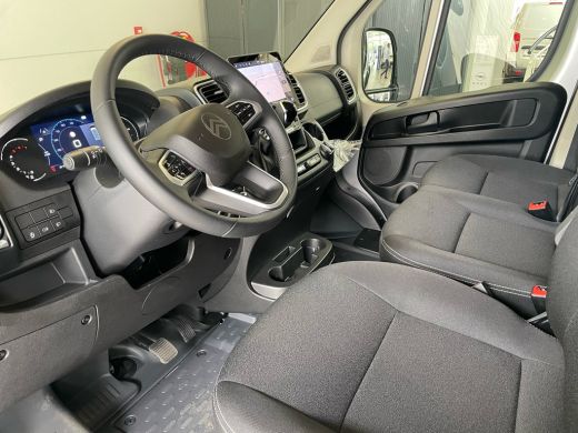 Citroën Jumper Citroen 2.2 BlueHDi 140pk Automaat L2H2 3.5t | Achteruitrijcamera | Airco (automatisch) | Apple C... ActivLease financial lease