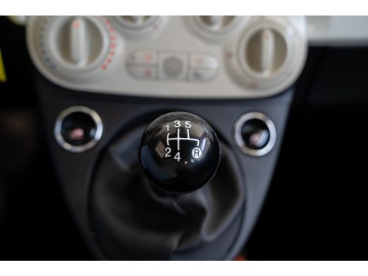Fiat 500 1.2 Lounge | Navigatie | Parkeersensoren | Lichtmetalen velgen | Airco | ActivLease financial lease