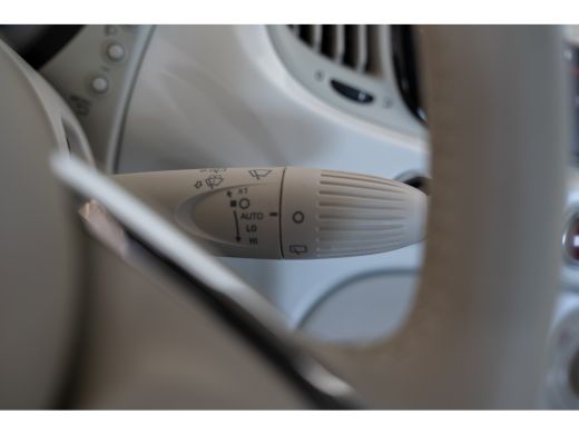 Fiat 500 1.2 Lounge | Navigatie | Parkeersensoren | Lichtmetalen velgen | Airco | ActivLease financial lease