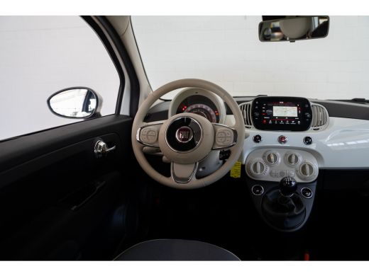 Fiat 500 1.2 Lounge | Navigatie | Parkeersensoren | Lichtmetalen velgen | Airco | ActivLease financial lease