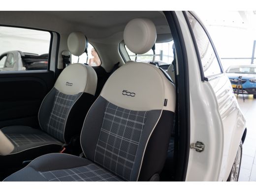 Fiat 500 1.2 Lounge | Navigatie | Parkeersensoren | Lichtmetalen velgen | Airco | ActivLease financial lease