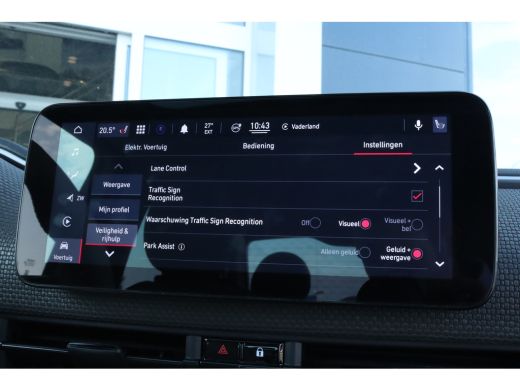 Fiat 500 Fiat La Prima 24 kWh | Adaptieve Cruise | Pano | Leder | Stoelverwarming | Camera | JBL Audio | N... ActivLease financial lease
