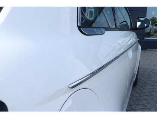 Fiat 500 Fiat La Prima 24 kWh | Adaptieve Cruise | Pano | Leder | Stoelverwarming | Camera | JBL Audio | N... ActivLease financial lease