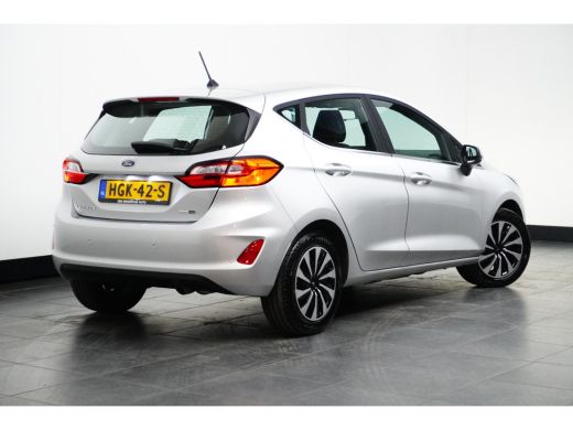Ford Fiesta Ford 1.0EB HYBRID TITANIUM AUTOMAAT | ADAPTIVE CRUISE | WINTER PACK | PARKEERSENSOREN | APPLE CAR... ActivLease financial lease