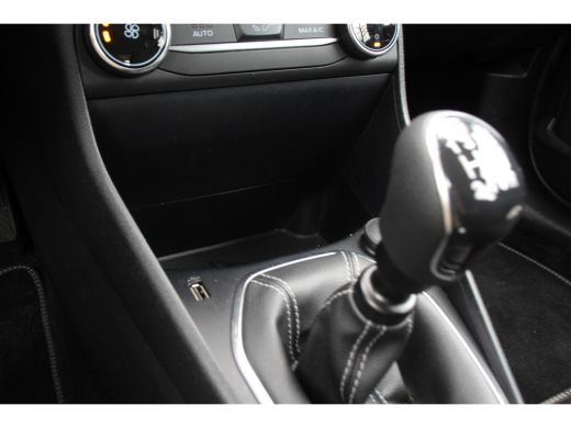 Ford Fiesta 1.0 EcoBoost Hybrid Titanium | ORIGINEEL NL! | DEALER OH! | CARPLAY | PARK SENSOR | CRUISE ActivLease financial lease