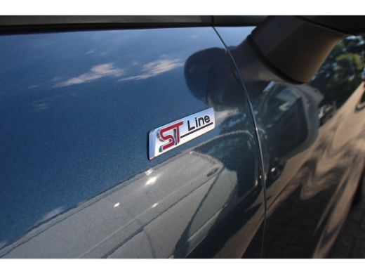 Ford Fiesta 1.0EB HYBRIDE ST-LINE X BLACK ED AUTOMAAT | ADAPTIVE CRUISE | WINTERPACK | NAVI | CLIMA | FULL LE... ActivLease financial lease