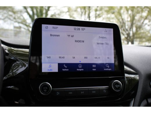 Ford Fiesta Ford 1.0EB TITANIUM | NL-AUTO! | 1e EIGENAAR! | WINTERPACK: STOEL, STUUR & VOORRUITVERWARMING | N... ActivLease financial lease