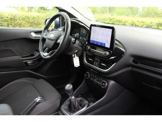 Ford Fiesta Ford 1.0EB TITANIUM | NL-AUTO! | 1e EIGENAAR! | WINTERPACK: STOEL, STUUR & VOORRUITVERWARMING | N... ActivLease financial lease