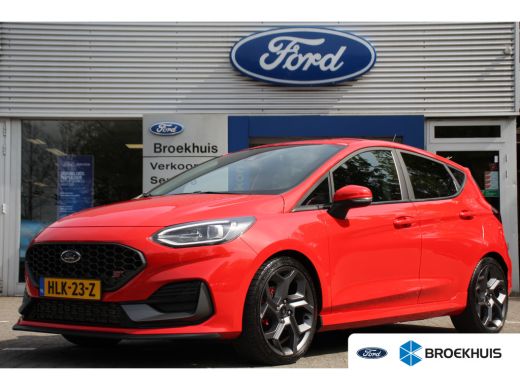 Ford Fiesta 1.5EB ST-X 200 PK | PERFORMANCE STOELEN | NAVI | CAMERA | CLIMA | WINTERPACK | CRUISE | PARK SENS... Ford Fiesta 1.5EB ST-X 200 PK | PERFORMANCE STOELEN | NAVI | CAMERA | CLIMA | WINTERPACK | CRUISE | PARK SENS...