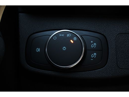 Ford Focus 1.0EB 155PK HYBRID ST-LINE X | UNIEK! | NL-AUTO! | PANO | LEDER | DEALER OH! | WINTERPACK | FULL ... ActivLease financial lease