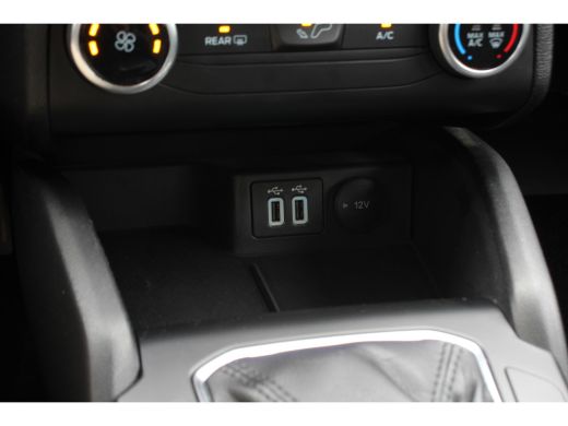 Ford Focus Ford 1.0EB HYBRID BUSINESS | NL-AUTO! | 1E EIGENAAR! | NAVI | CAMERA | PARKEERSENSOREN | APPLE CA... ActivLease financial lease