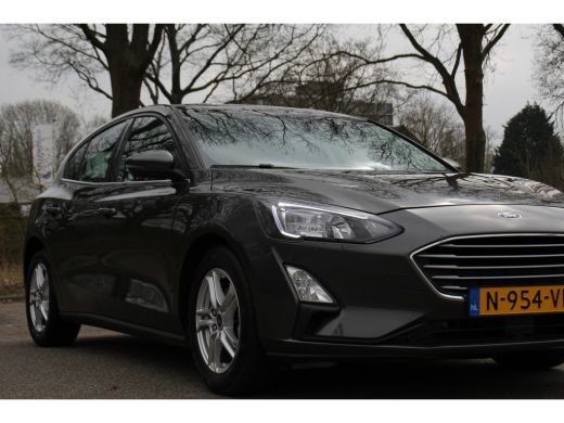 Ford Focus Ford 1.0EB HYBRID BUSINESS | NL-AUTO! | 1E EIGENAAR! | NAVI | CAMERA | PARKEERSENSOREN | APPLE CA... ActivLease financial lease