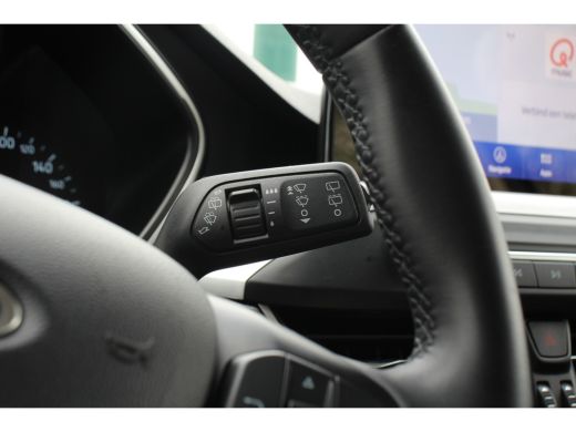 Ford Focus Ford 1.0EB HYBRID BUSINESS | NL-AUTO! | 1E EIGENAAR! | NAVI | CAMERA | PARKEERSENSOREN | APPLE CA... ActivLease financial lease