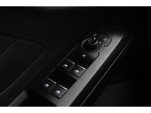 Ford Focus Ford 1.0EB HYBRID BUSINESS | NL-AUTO! | 1E EIGENAAR! | NAVI | CAMERA | PARKEERSENSOREN | APPLE CA... ActivLease financial lease