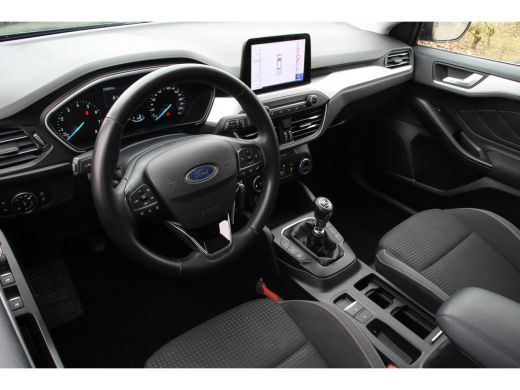 Ford Focus Ford 1.0EB HYBRID BUSINESS | NL-AUTO! | 1E EIGENAAR! | NAVI | CAMERA | PARKEERSENSOREN | APPLE CA... ActivLease financial lease
