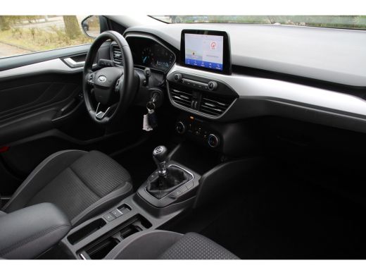 Ford Focus Ford 1.0EB HYBRID BUSINESS | NL-AUTO! | 1E EIGENAAR! | NAVI | CAMERA | PARKEERSENSOREN | APPLE CA... ActivLease financial lease