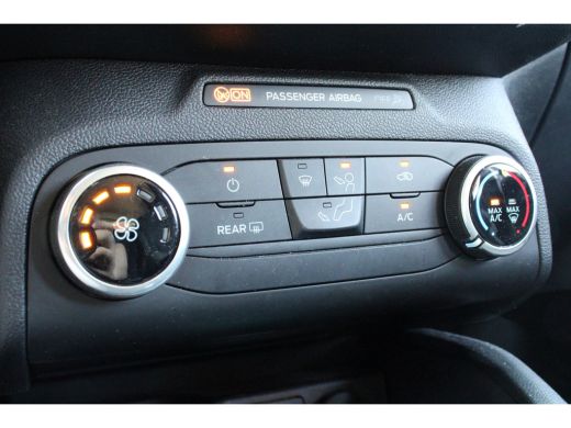 Ford Focus Ford 1.0EB HYBRID | NL-AUTO! | DEALER OH!  | PARK SENS V+A | PERFECTE STAAT! | NAVI | CLIMA | CRU... ActivLease financial lease