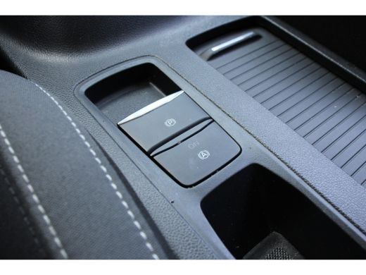 Ford Focus Ford 1.0EB HYBRID | NL-AUTO! | DEALER OH!  | PARK SENS V+A | PERFECTE STAAT! | NAVI | CLIMA | CRU... ActivLease financial lease