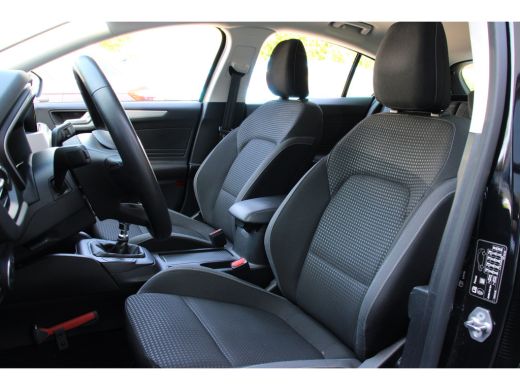 Ford Focus Ford 1.0EB HYBRID | NL-AUTO! | DEALER OH!  | PARK SENS V+A | PERFECTE STAAT! | NAVI | CLIMA | CRU... ActivLease financial lease