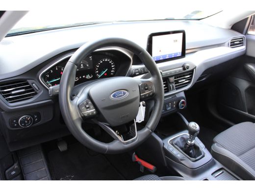 Ford Focus Ford 1.0EB HYBRID | NL-AUTO! | DEALER OH!  | PARK SENS V+A | PERFECTE STAAT! | NAVI | CLIMA | CRU... ActivLease financial lease