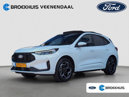 Ford Kuga Ford 2.5 PHEV ST-Line | Panoramadak | Stoelverwarming | Cruise Control Ford Kuga Ford 2.5 PHEV ST-Line | Panoramadak | Stoelverwarming | Cruise Control