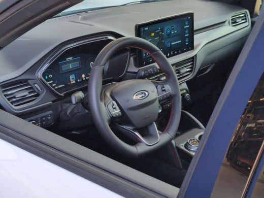 Ford Kuga Ford 2.5 PHEV ST-Line | Panoramadak | Stoelverwarming | Cruise Control ActivLease financial lease