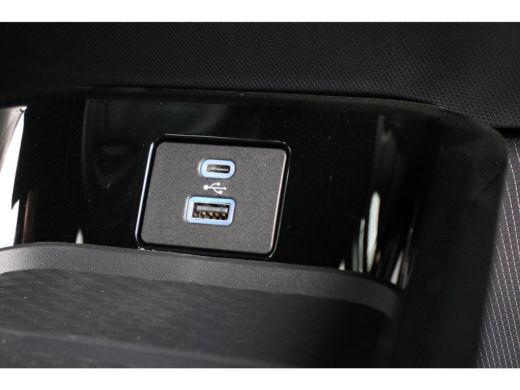 Ford Mustang Mach-E Mach-E RWD 75 kWh | NIEUW! | 18" LM. VELGEN | CAMERA | LEDER | ADAPT. CRUISE | AUT. INPARKEREN | ... ActivLease financial lease