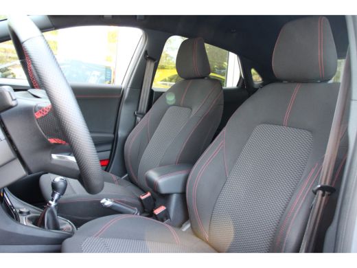 Ford Puma Ford 1.0EB 155PK HYBRID ST-LINE | WINTERPACK | DEALER OH! | CAMERA | NAVI | CLIMA | CRUISE | LIJN... ActivLease financial lease