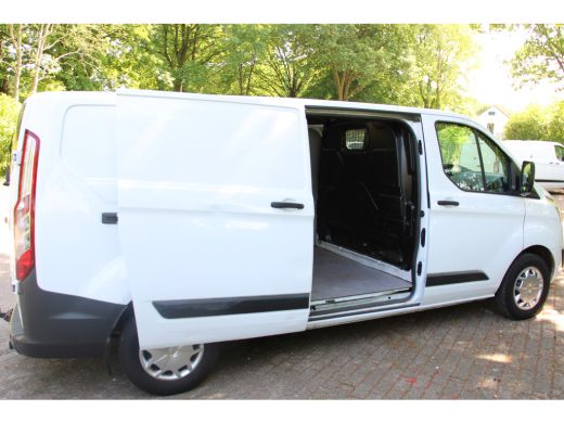 Ford Transit Custom 290 2.0 TDCI L2H1 | DEALER OH! | ORIGINEEL NL! | NAVIGATIE | PARK SENSOR V+A | ActivLease financial lease