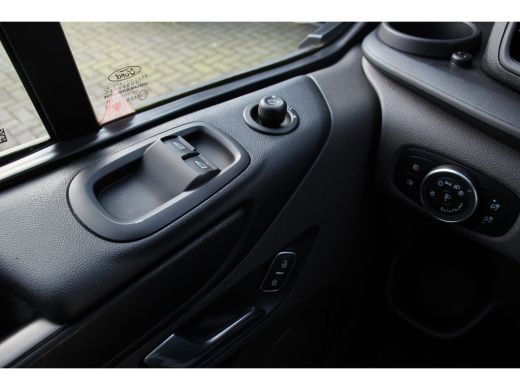 Ford Transit Custom 320 2.0 TDCI 170PK L2H1 LIMITED AUTOMAAT | 1E EIGENAAR! | NL-AUTO! | DEALER OH! | NAVI | CAMERA |... ActivLease financial lease