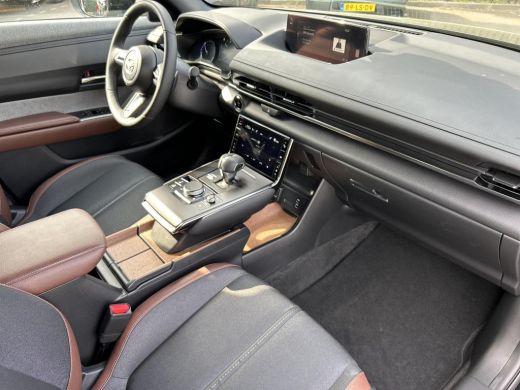 Mazda MX-30 e-SkyActiv R-EV 170 Makoto | Navigatie | 360 graden camera | Leder | Plug-In Hybrid | ActivLease financial lease