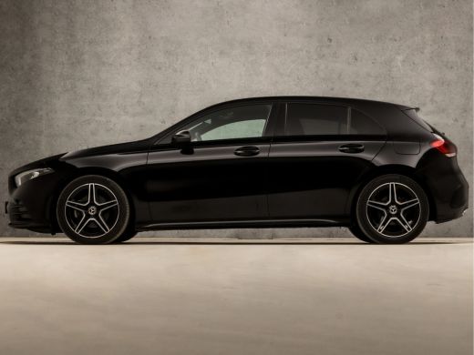 Mercedes A-Klasse 180 AMG Sport Automaat (APPLE CARPLAY, GROOT NAVI, SFEERVERLICHTING, CAMERA, LEDER/ALCANTARA, SPO... ActivLease financial lease