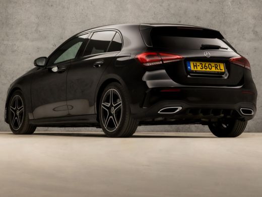 Mercedes A-Klasse 180 AMG Sport Automaat (APPLE CARPLAY, GROOT NAVI, SFEERVERLICHTING, CAMERA, LEDER/ALCANTARA, SPO... ActivLease financial lease