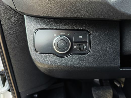 Mercedes-Benz Sprinter 317 1.9 CDI L2 H2 RWD - 170 Pk - Automaat - MBUX - Navi - ParkeerCamera - Stoelverwarming ActivLease financial lease